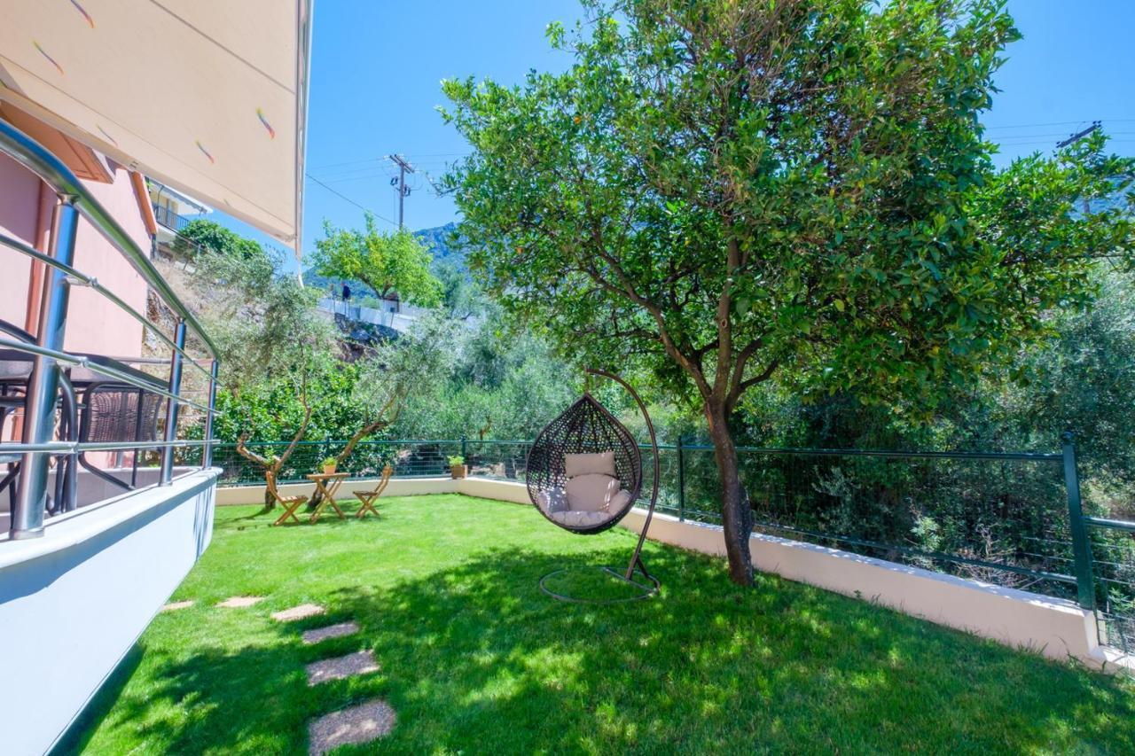 Almyros Aktis Private Garden Apartment Kalamata Exterior photo