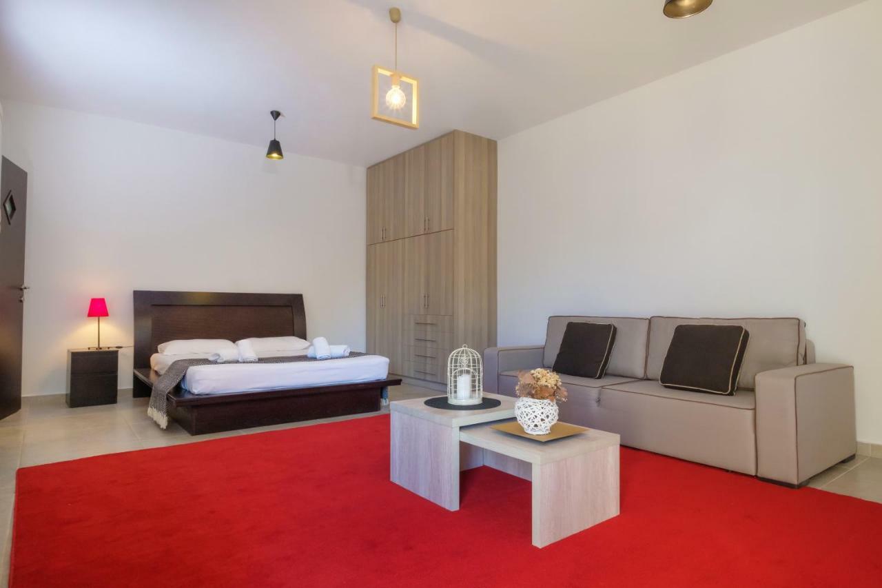 Almyros Aktis Private Garden Apartment Kalamata Exterior photo