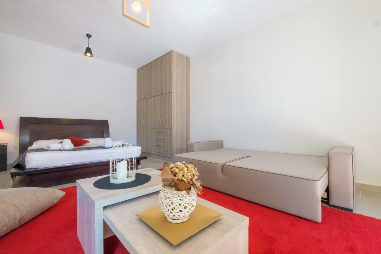 Almyros Aktis Private Garden Apartment Kalamata Exterior photo